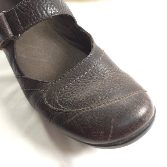 Clarks Leather Casual Slip On Mary Jane Womens Size 9 26068773 Brown - Picture 8 of 9
